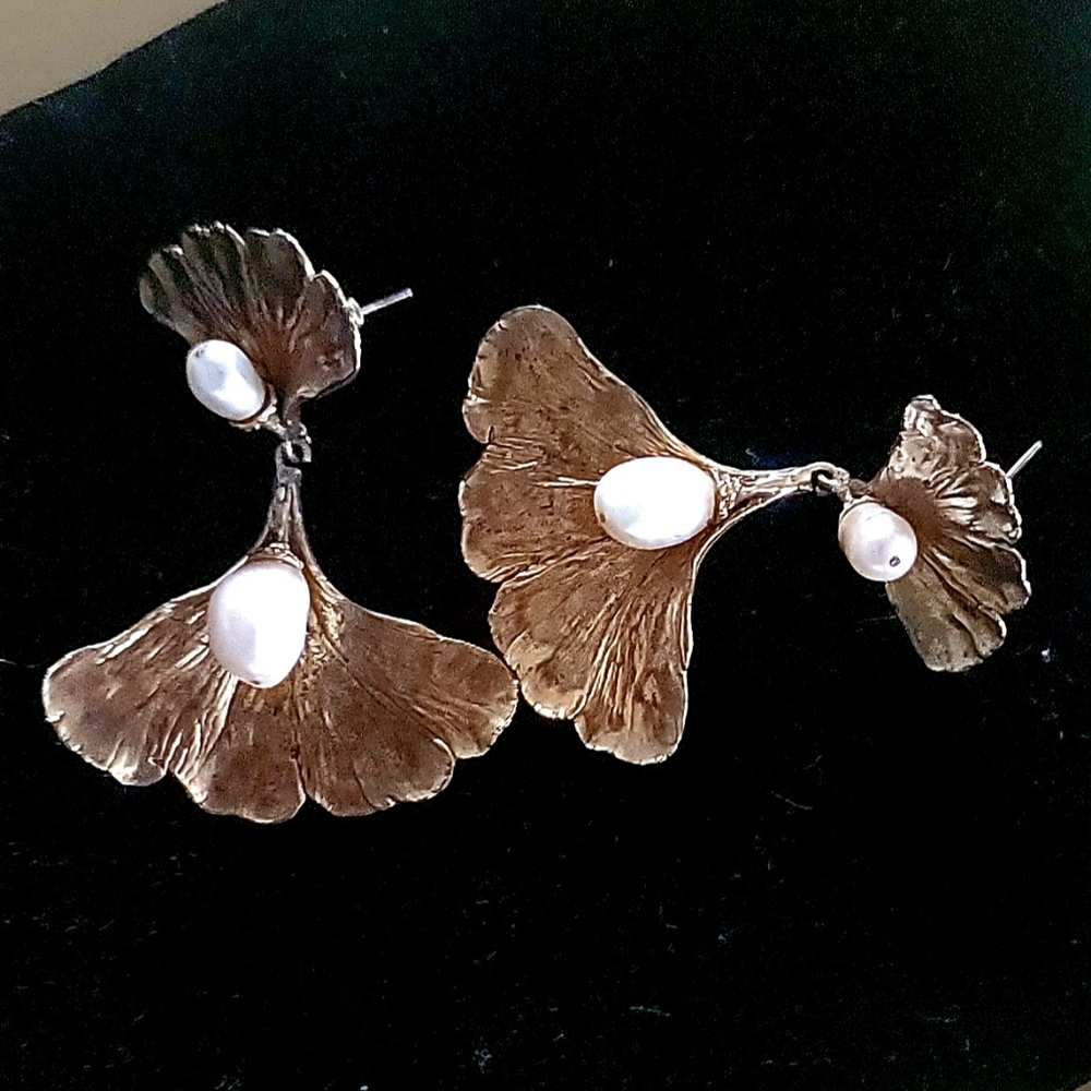 Stunning Handmade Statement Earrings - Istanbul Boutique - Rose Gold Alloy Pearl